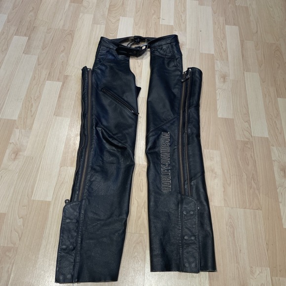 Harley Davidson Women's Black Leather Riding Gear Deluxe Chaps ~ 98097-06VW ~ XS - Picture 1 of 14